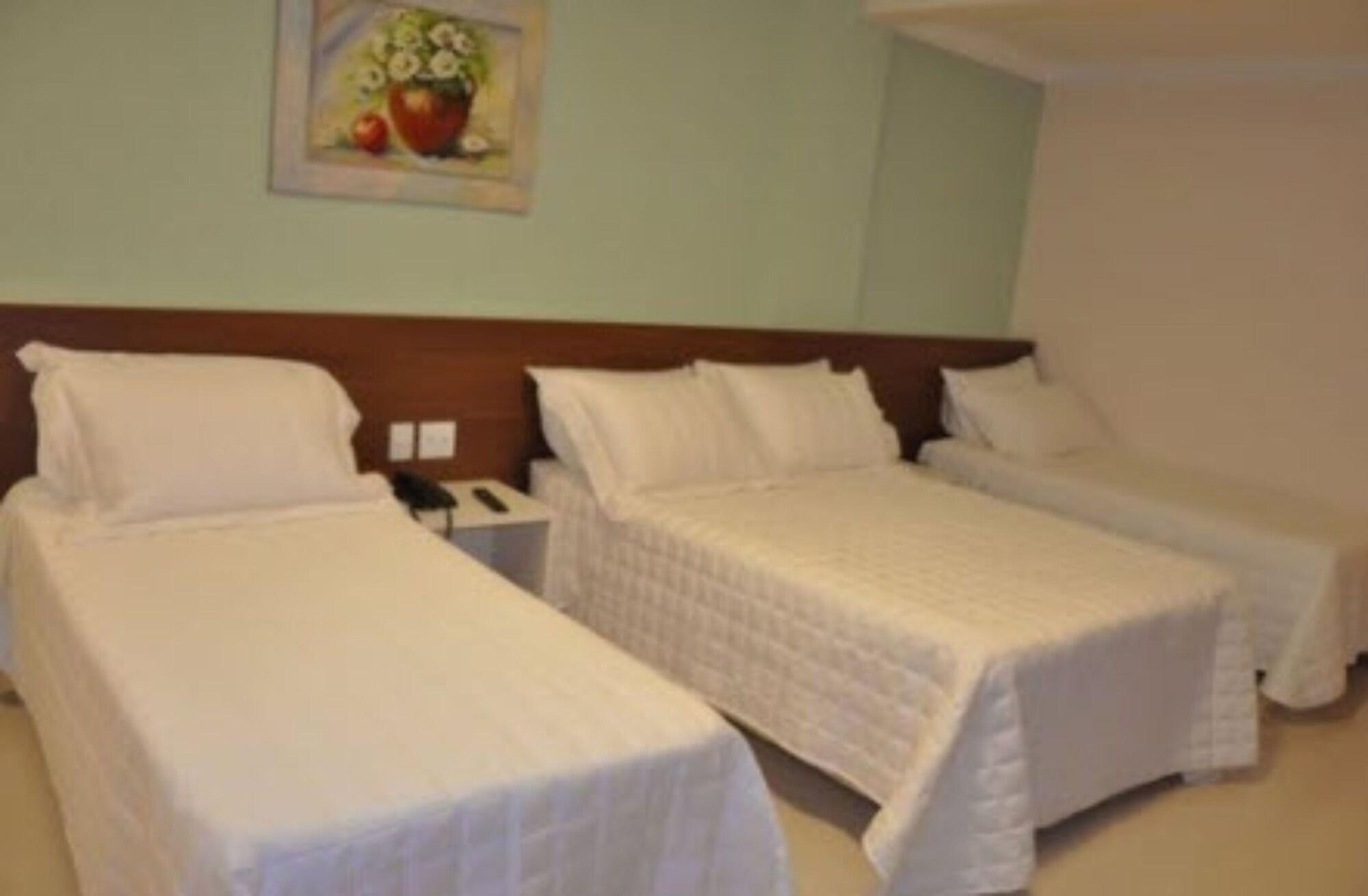 Hotel Saron Luziania Bagian luar foto